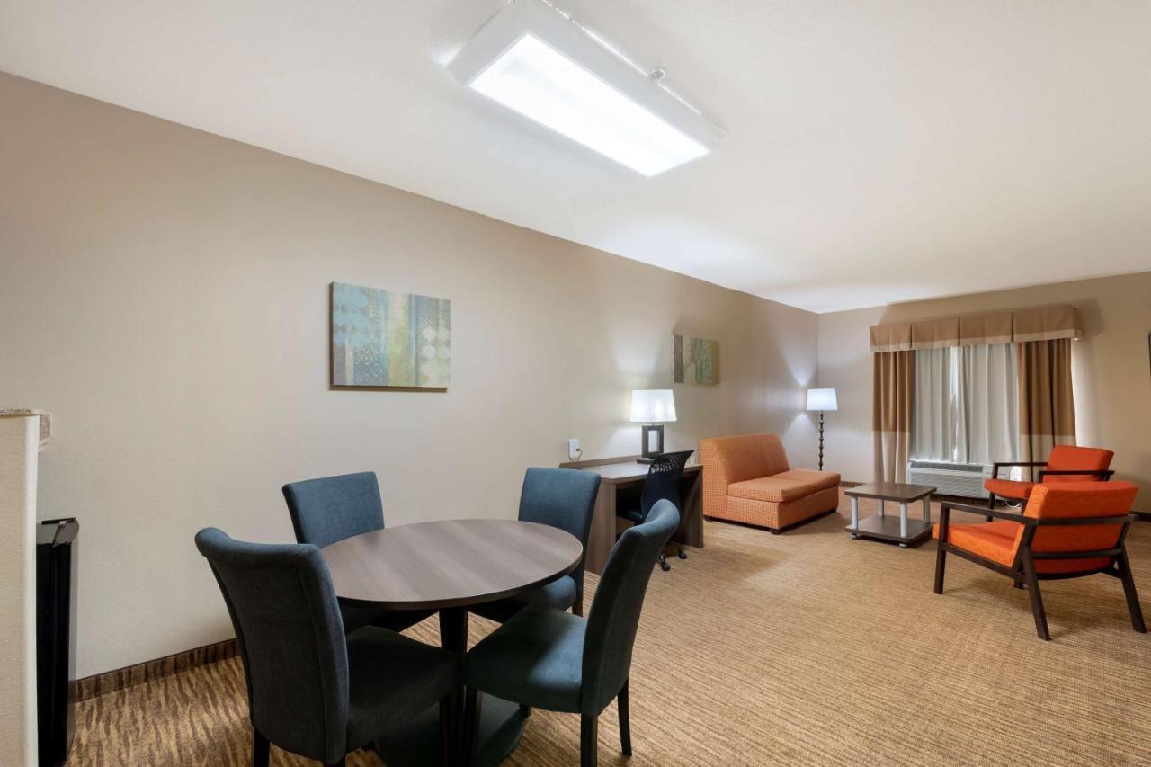 Best Western Plus Dfw Airport Suites Irving Luaran gambar